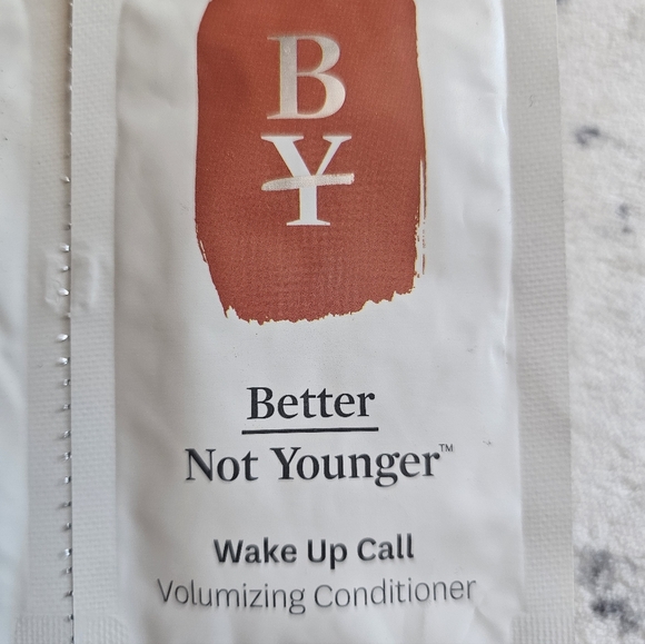 Branded Luscious Hair Bundle - Picture 8 of 11